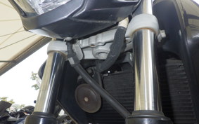 SUZUKI GSR250