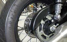 TRIUMPH BONNEVILLE T100 2022