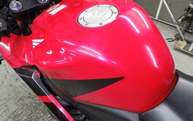 HONDA CBR600RR 2004 PC37