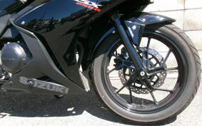 SUZUKI GSX250 R DN11A