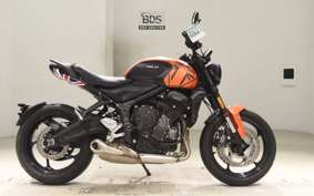 TRIUMPH TRIDENT 660 2023