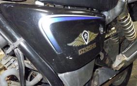 SUZUKI GZ125HS 2006