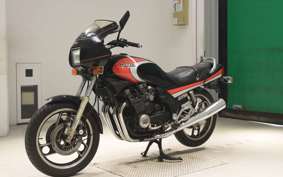 YAMAHA XJ750 E 1983 29R