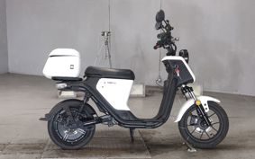 OTHER XEAM niu U Pro ..