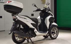 YAMAHA TRICITY 125