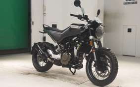 HUSQVARNA SVARTPILEN 125