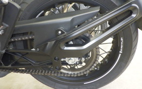 HUSQVARNA SVARTPILEN 401 2021