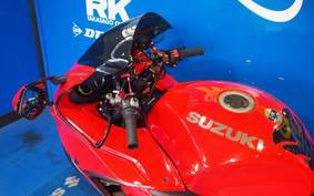 SUZUKI GSX-1300R HAYABUSA 2022 EJ11A