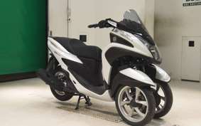 YAMAHA TRICITY 125 1997 SE82J