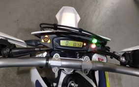 OTHER HUSQUARNA 701 SUPERMOTO 2017 USV