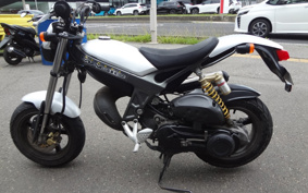 SUZUKI STREET MAGIC CA1LB