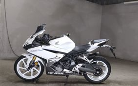 HONDA CBR250RR MC51