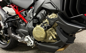 DUCATI  DUCATI M STRADA V4 PIE KUSUPI-KU 2023 6A00