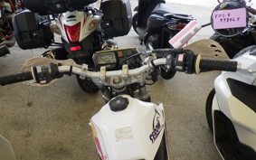 YAMAHA SEROW 225 W 4JG