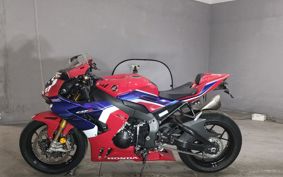HONDA CBR1000RR R SC82