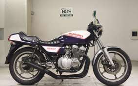 SUZUKI GSX400F 2018