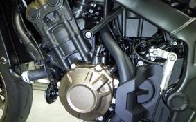 HONDA CB650R E-Clutch 2026 RH17