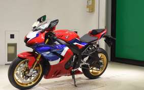 HONDA CBR1000RR RSP 2026 SC82