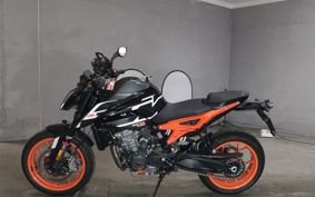KTM 890 DUKE GT 2024 TU940