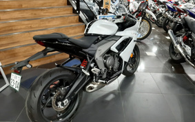 TRIUMPH DAYTONA 660 2024 LGL23U