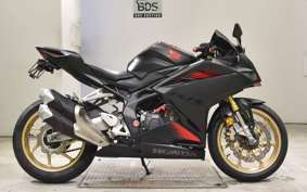 HONDA CBR250RR A 1996 MC51