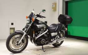 YAMAHA VMAX 2001