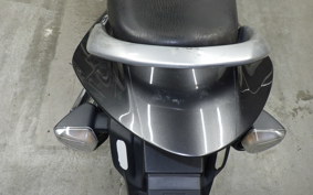 SUZUKI GSR250 2019