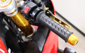 TRIUMPH DAYTONA 675 2007 TMD106