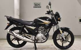 YAMAHA YBR125 2015