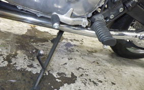 TRIUMPH BONNEVILLE 2002