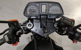 KAWASAKI GPZ400 ZX400C