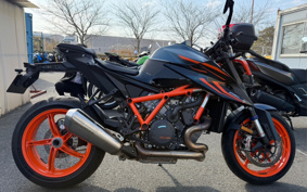 KTM 1290SUPERDUKEREVO 2023 V3940