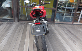 DUCATI  DUCATI  STREET  FIGHTER V2 2022 3F00