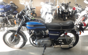 KAWASAKI W3 1975 W3