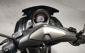 YAMAHA N-MAX 125 SE86J