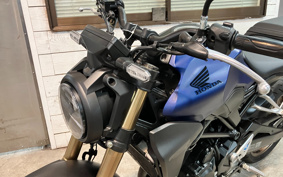 HONDA CB250R MC52