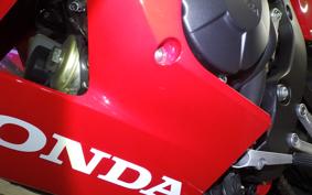 HONDA CBR600RR 2021 PC40