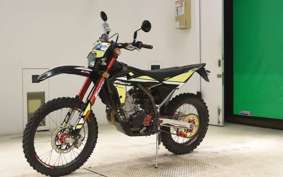 FANTIC XEF125