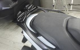 YAMAHA T-MAX 560 T 2025 SJ21J