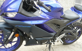 YAMAHA YZF-R25 ABS RG74J