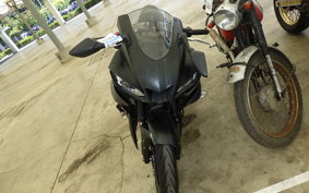 YAMAHA YZF R-3 2021 RH13J
