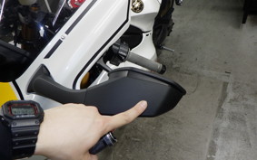 YAMAHA YZF-R1 2023 RN65J