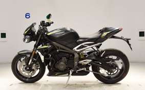 TRIUMPH STREET TRIPLE RS 2022