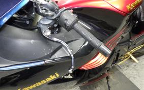 KAWASAKI ZZ1400 NINJA R 2006