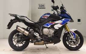 BMW S1000XR 2019