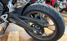 HONDA CB250R MC52