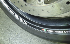 TRIUMPH DAYTONA 675 R 2015