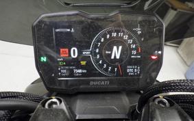 DUCATI STREETFIGHTER V4 S 2021