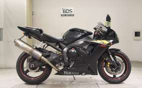 YAMAHA YZF-R1 2002