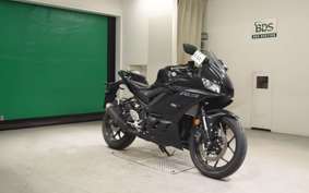 YAMAHA YZF-R3 2023 RH21J